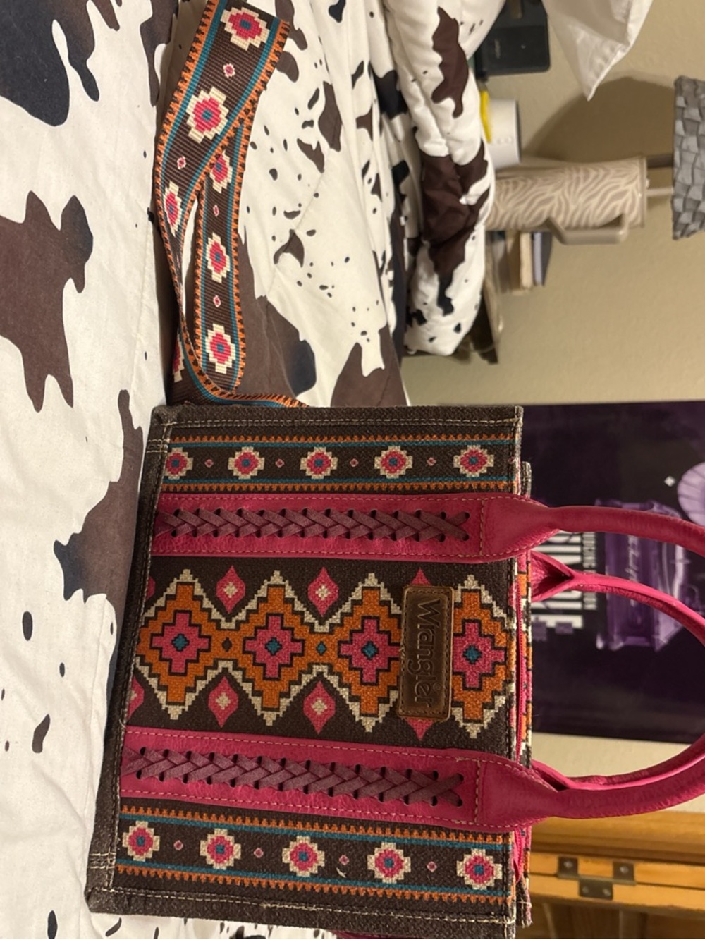Wrangler Women's Pink Aztec Pattern Tote Bag